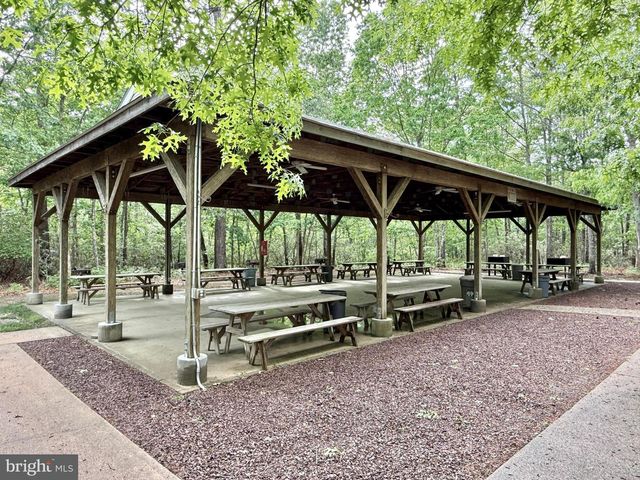 74 BRIARWOOD DR, Tuckerton, NJ 08087