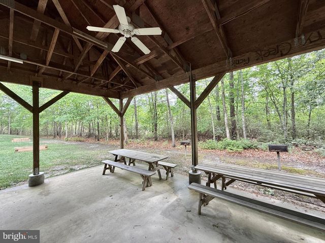 74 BRIARWOOD DR, Tuckerton, NJ 08087