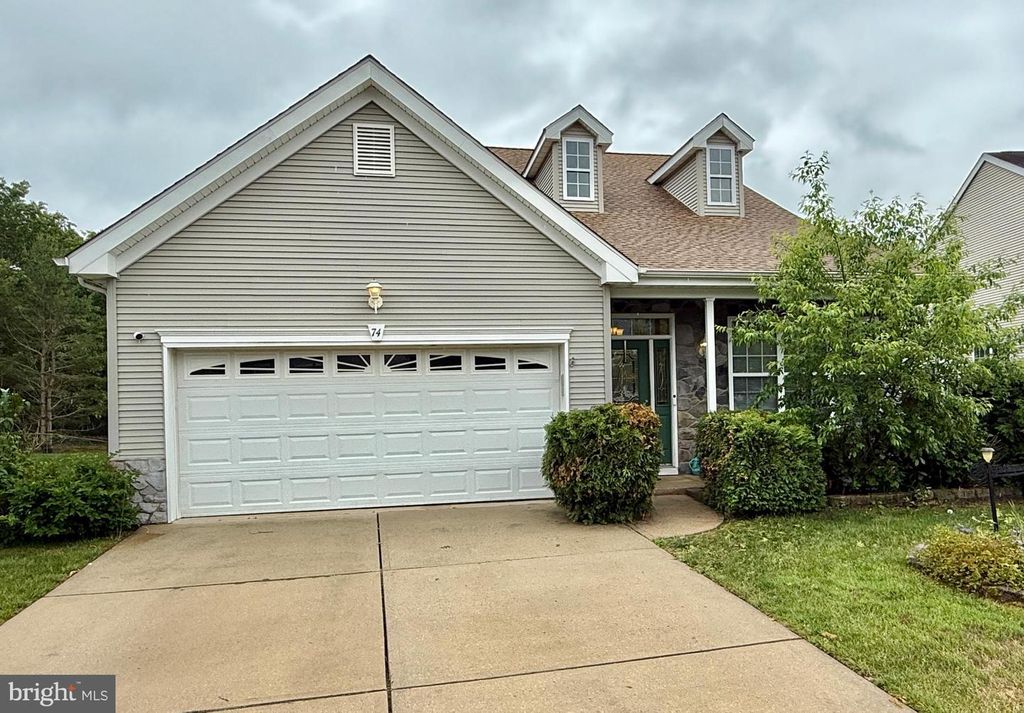 74 BRIARWOOD DR, Tuckerton, NJ 08087