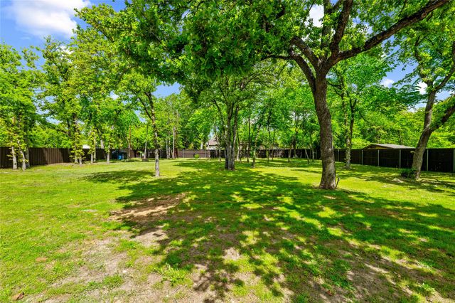 2001 Lazy Lane, Keller, TX 76262