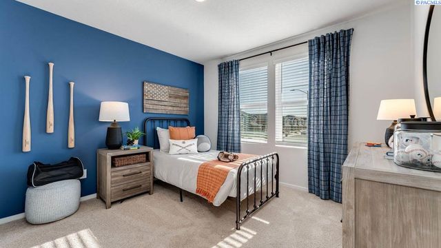 6416 Polar Dr, Pasco, WA 99301