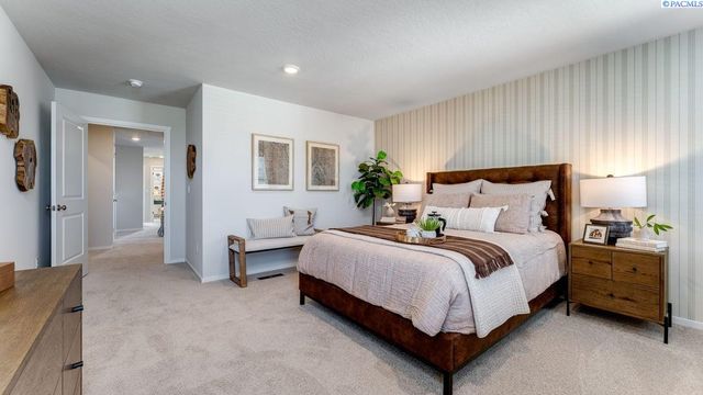 6416 Polar Dr, Pasco, WA 99301