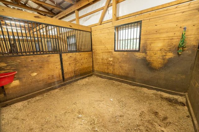 620 SW T Highway, Holden, MO 64040