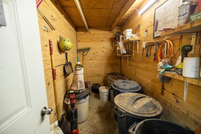 620 SW T Highway, Holden, MO 64040