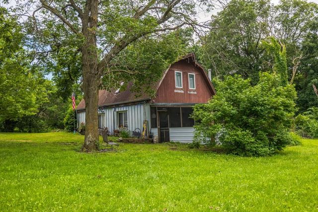 620 SW T Highway, Holden, MO 64040