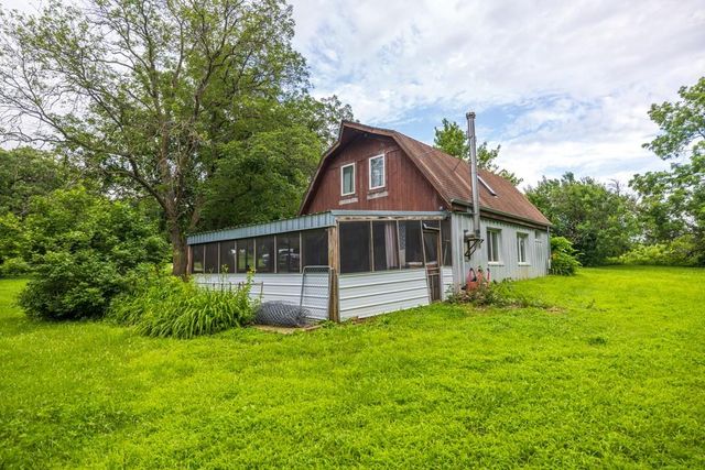 620 SW T Highway, Holden, MO 64040