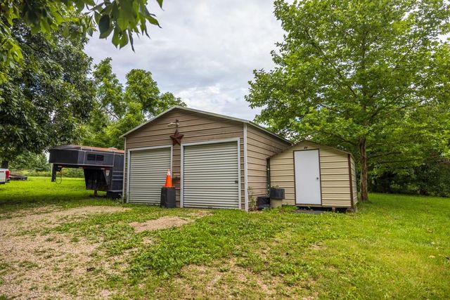 620 SW T Highway, Holden, MO 64040