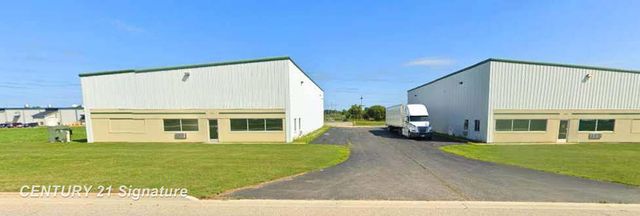 535-545 Clare Industrial Parkway, Clare, MI 48617