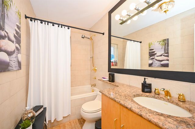 145-39 18th Avenue, Whitestone, NY 11357