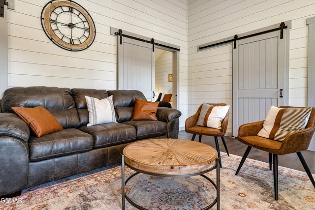 3730 Ivy Way, Sevierville, TN 37876