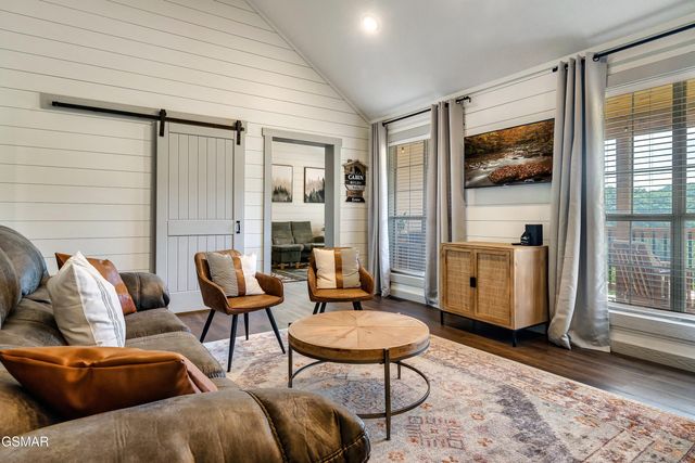 3730 Ivy Way, Sevierville, TN 37876