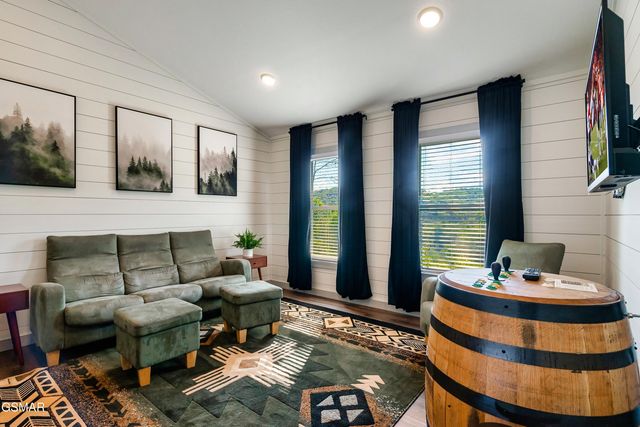 3730 Ivy Way, Sevierville, TN 37876