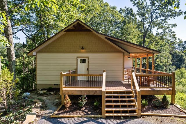 3730 Ivy Way, Sevierville, TN 37876