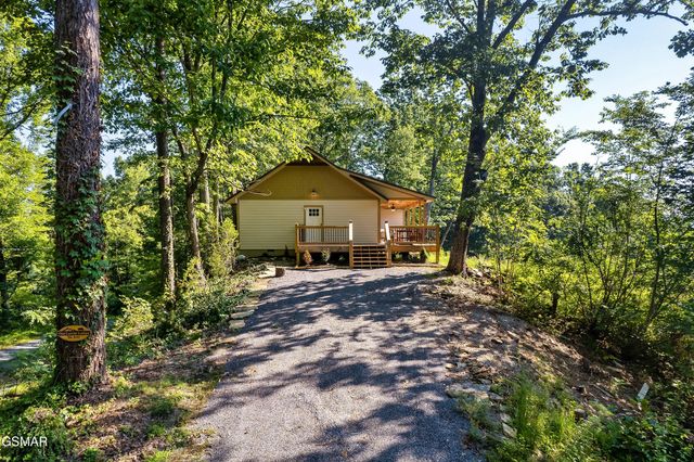 3730 Ivy Way, Sevierville, TN 37876