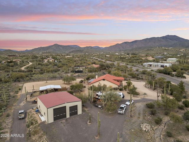 40816 N Fleming Springs Road, Cave Creek, AZ 85331