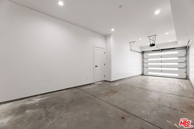 5118 Laurel Canyon, Valley Village, CA 91607