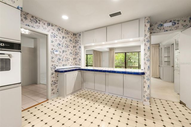 630 SW 26TH PLACE, Gainesville, FL 32601