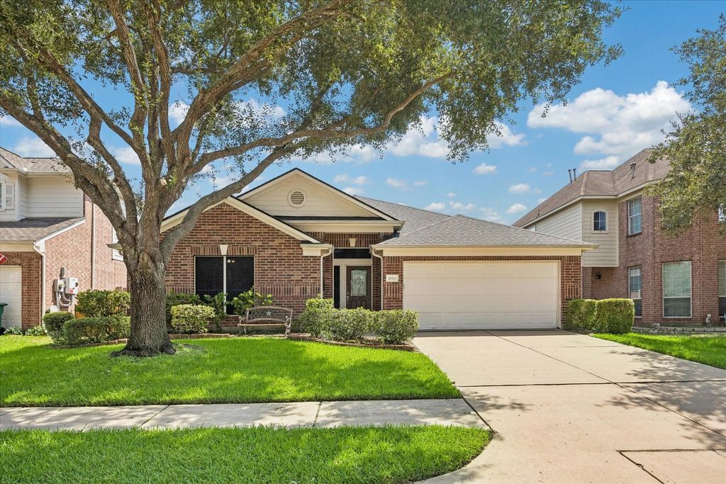 18511 Water Scene Trail, Cypress, TX 77429
