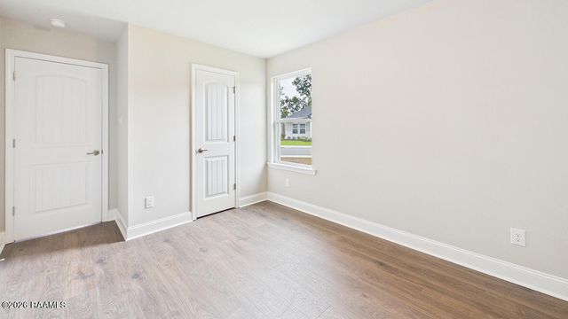 111 Acadian Falls Drive, Broussard, LA 70518