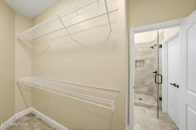 224 Lake View Point, Englewood, TN 37329