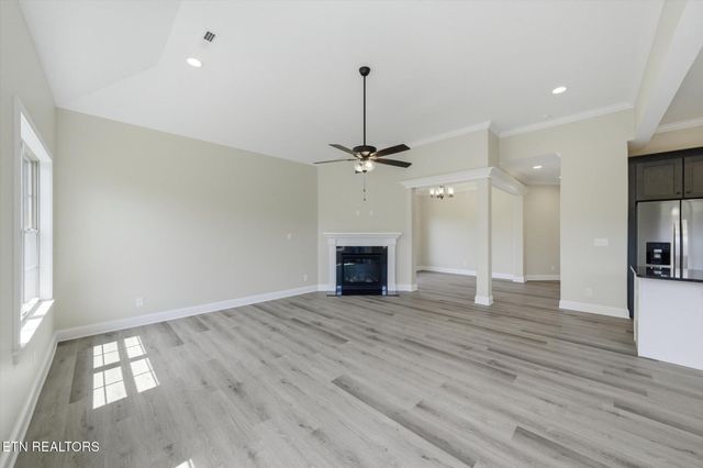 224 Lake View Point, Englewood, TN 37329