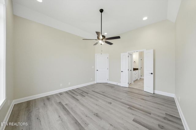 224 Lake View Point, Englewood, TN 37329