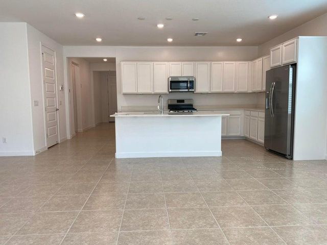 9731 E Research Avenue, Mesa, AZ 85212