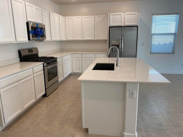 9731 E Research Avenue, Mesa, AZ 85212