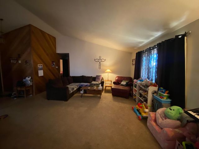 5382 Valleywood Drive, Klamath Falls, OR 97603