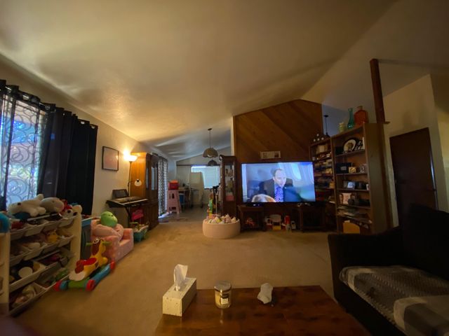 5382 Valleywood Drive, Klamath Falls, OR 97603