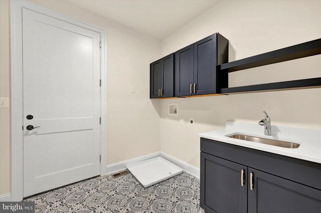 116 VILLABROOK WAY, Baltimore, MD 21212