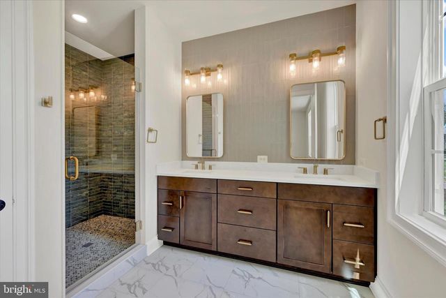 116 VILLABROOK WAY, Baltimore, MD 21212