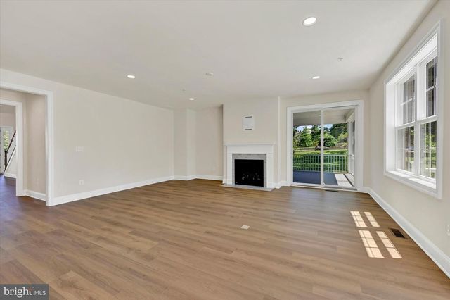 116 VILLABROOK WAY, Baltimore, MD 21212