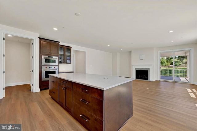 116 VILLABROOK WAY, Baltimore, MD 21212