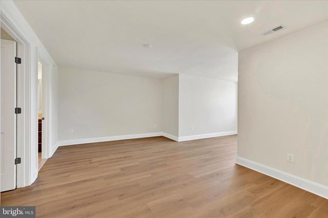 116 VILLABROOK WAY, Baltimore, MD 21212