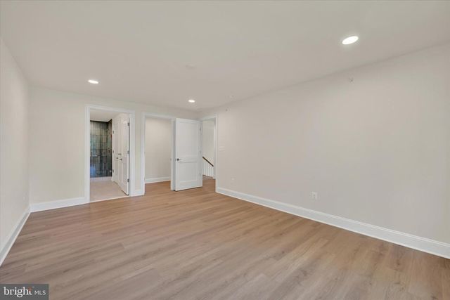 116 VILLABROOK WAY, Baltimore, MD 21212