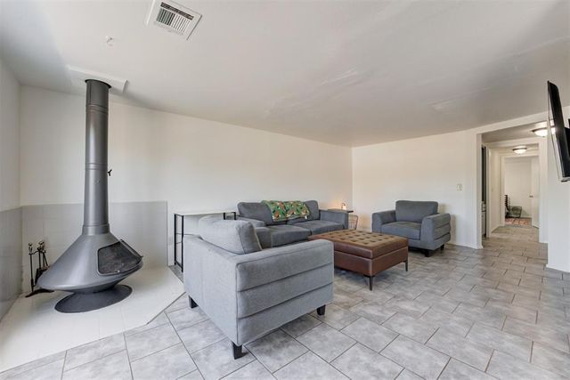 3231 N Utah Avenue, Oklahoma City, OK 73112