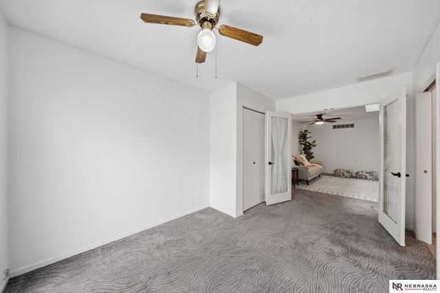 5520 Vavak Place, Lincoln, NE 68516