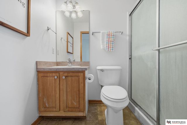 5520 Vavak Place, Lincoln, NE 68516