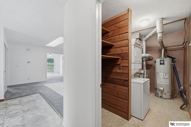5520 Vavak Place, Lincoln, NE 68516