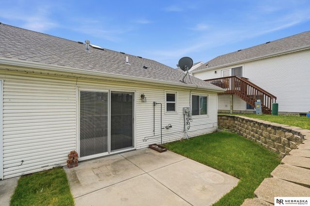 5520 Vavak Place, Lincoln, NE 68516