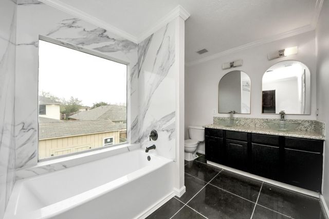 1910 Fallow Lane, Houston, TX 77049