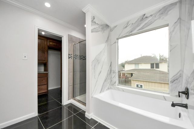 1910 Fallow Lane, Houston, TX 77049