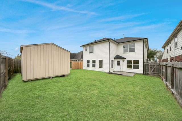 1910 Fallow Lane, Houston, TX 77049