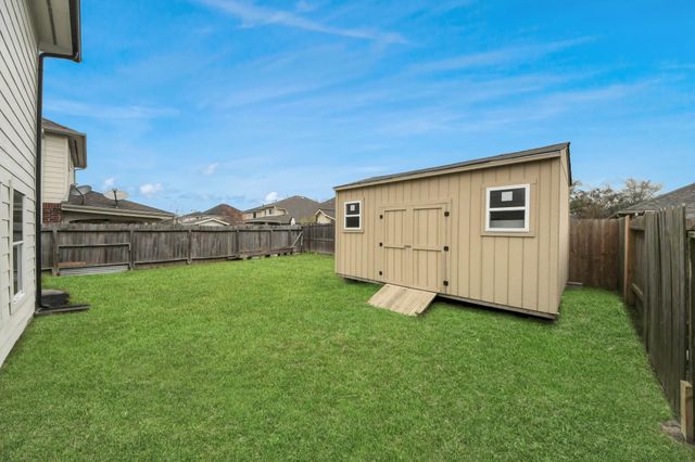 1910 Fallow Lane, Houston, TX 77049