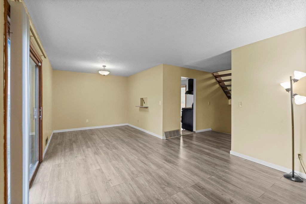 365 E 43rd Street, Minneapolis, MN 55409 — photo 5