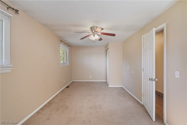 915 Valley Drive NW, North Canton, OH 44720