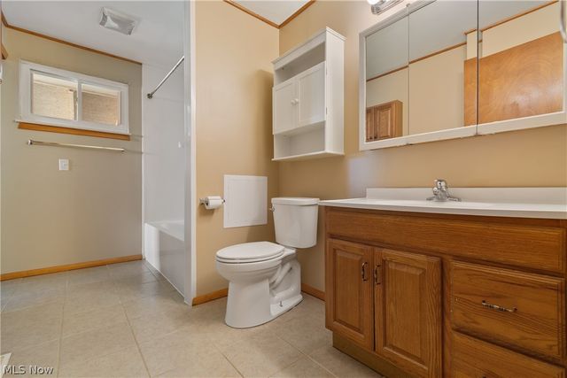 915 Valley Drive NW, North Canton, OH 44720