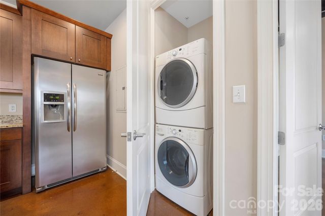 2338 Yadkin Avenue 407, Charlotte, NC 28205