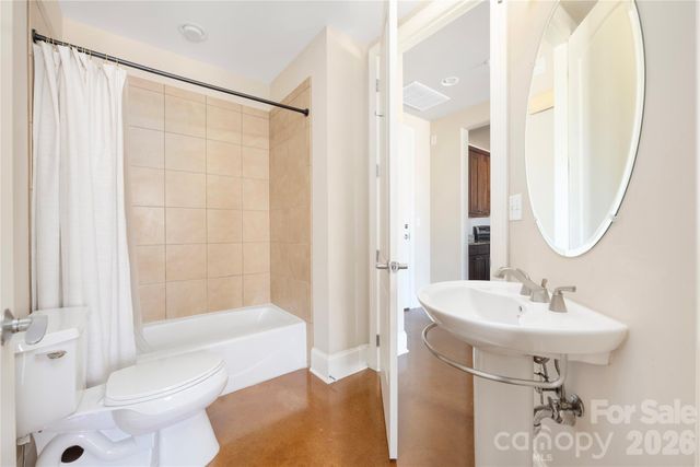 2338 Yadkin Avenue 407, Charlotte, NC 28205